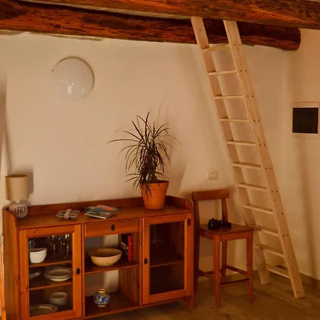 Lilli Apartment